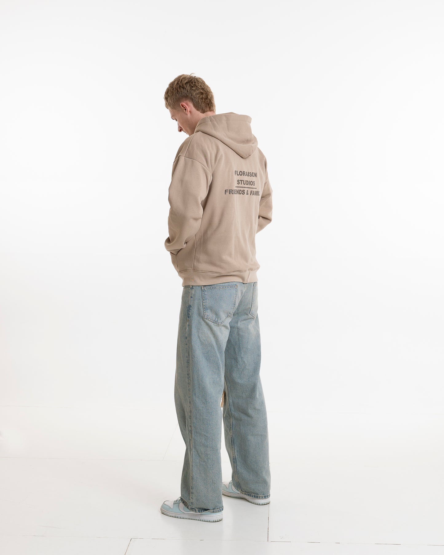 Friends & Family Hoodie Beige